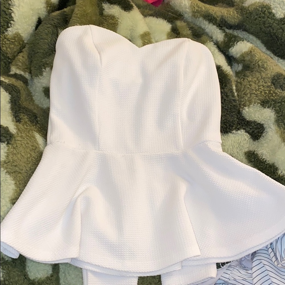White Strapless Top With Attached Sleeves.